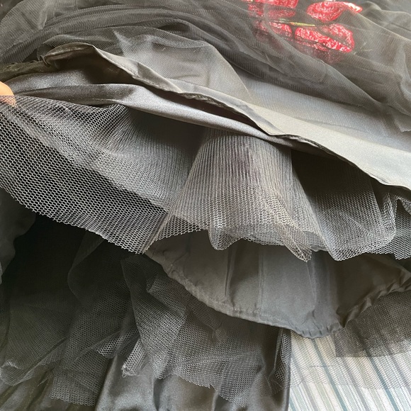 Black Floral Ball Gown Size 4 - Picture 10 of 15